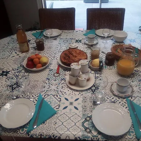 Chez Valerie Merlevenez